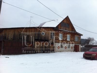 Дом, в п. Кукуштан, общ пл 200 кв.м., 12 соток земли Дом, в п. Кукуштан, общ пл 200 кв.м., 12 соток земли